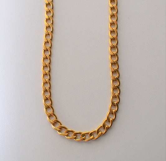 Gold Curb Chain Necklaces