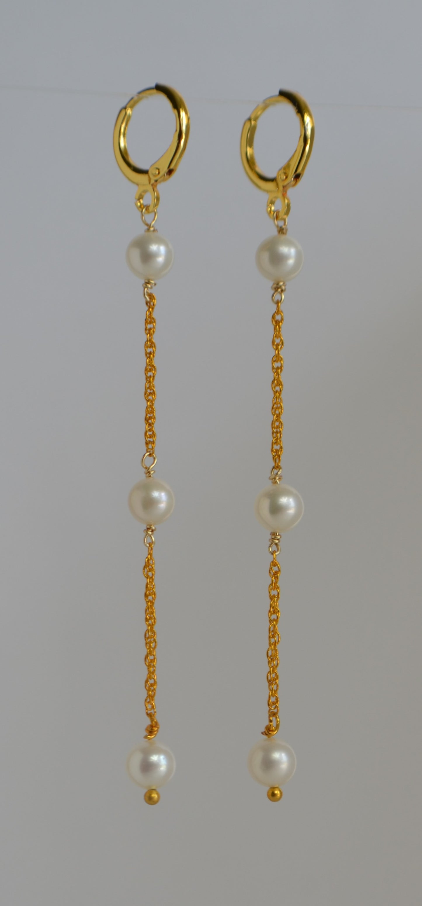 Delicate Pearl Dangle Earrings